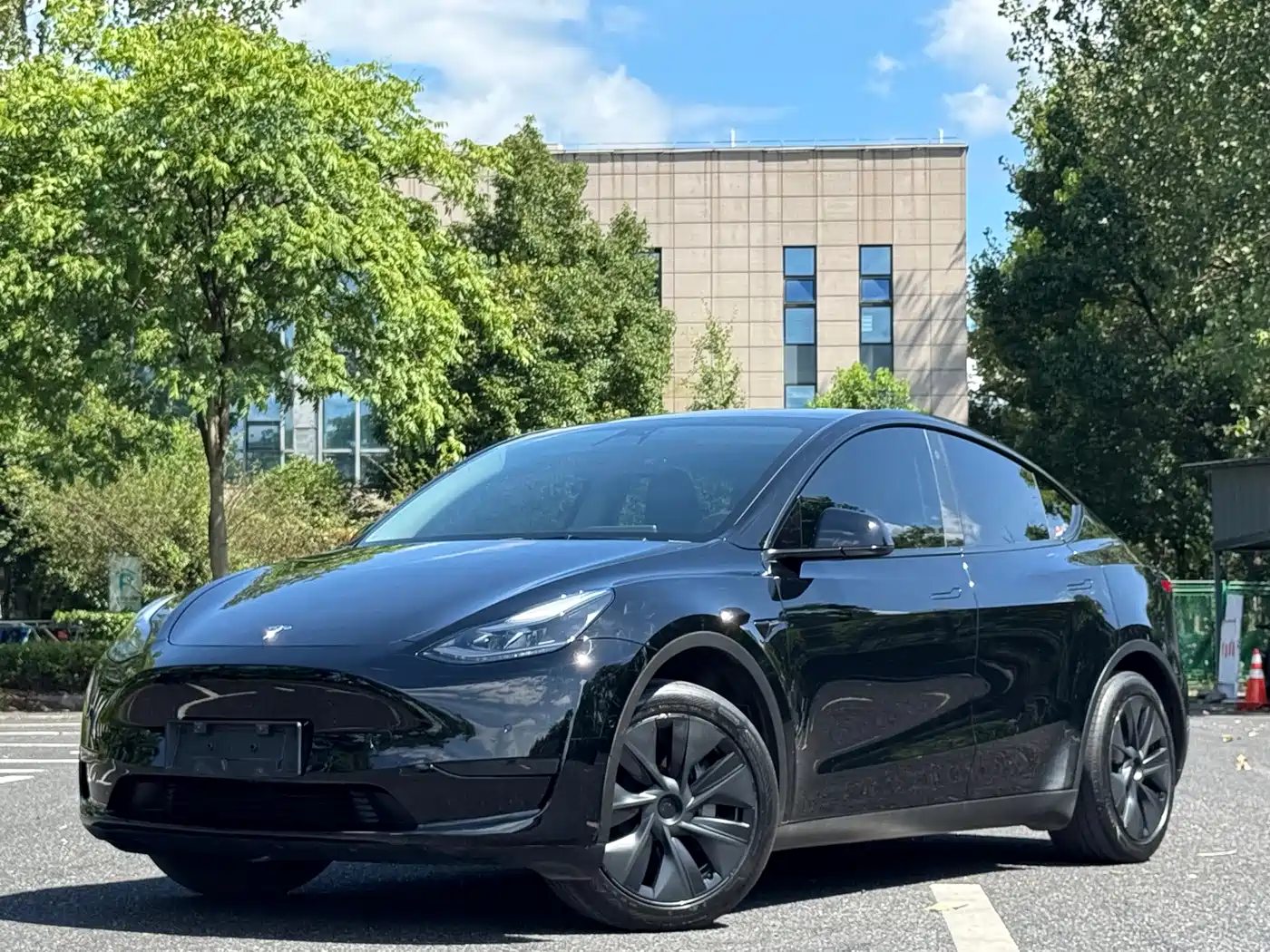 Tesla Model Y 2023 Rear-Wheel Drive Edition