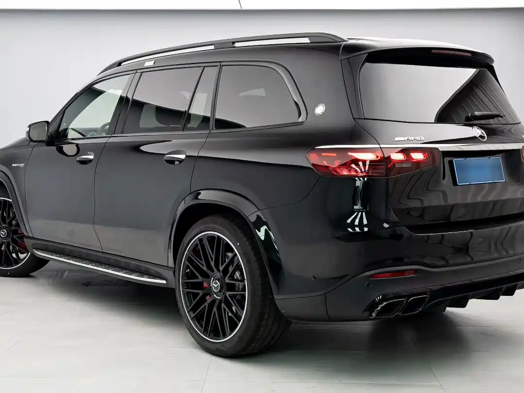 MERCEDES-BENZ GLS AMG
