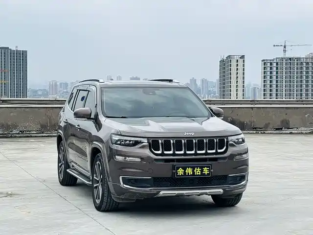 JEEP GRAND COMMANDER