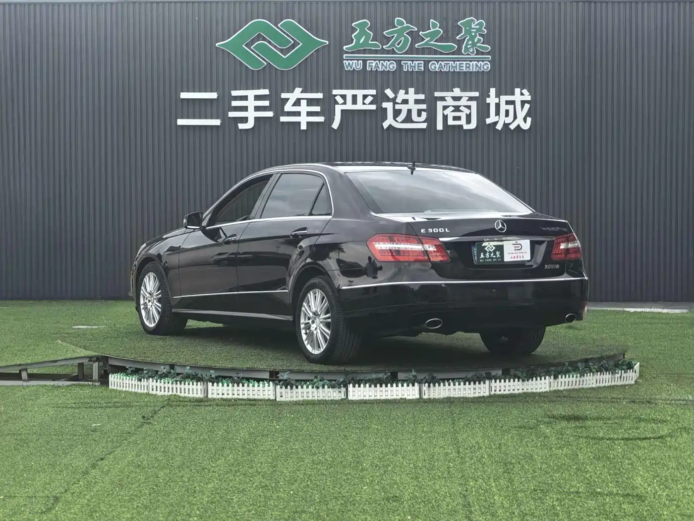 Mercedes-Benz E-Class 2011 E 300 L Elegance фото 22