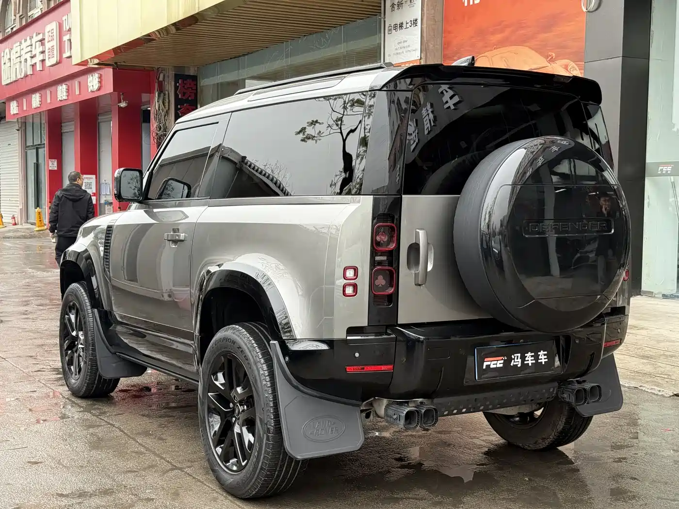 Land Rover Defender 2023 Facelift 90 3.0T P400 XS фото 14