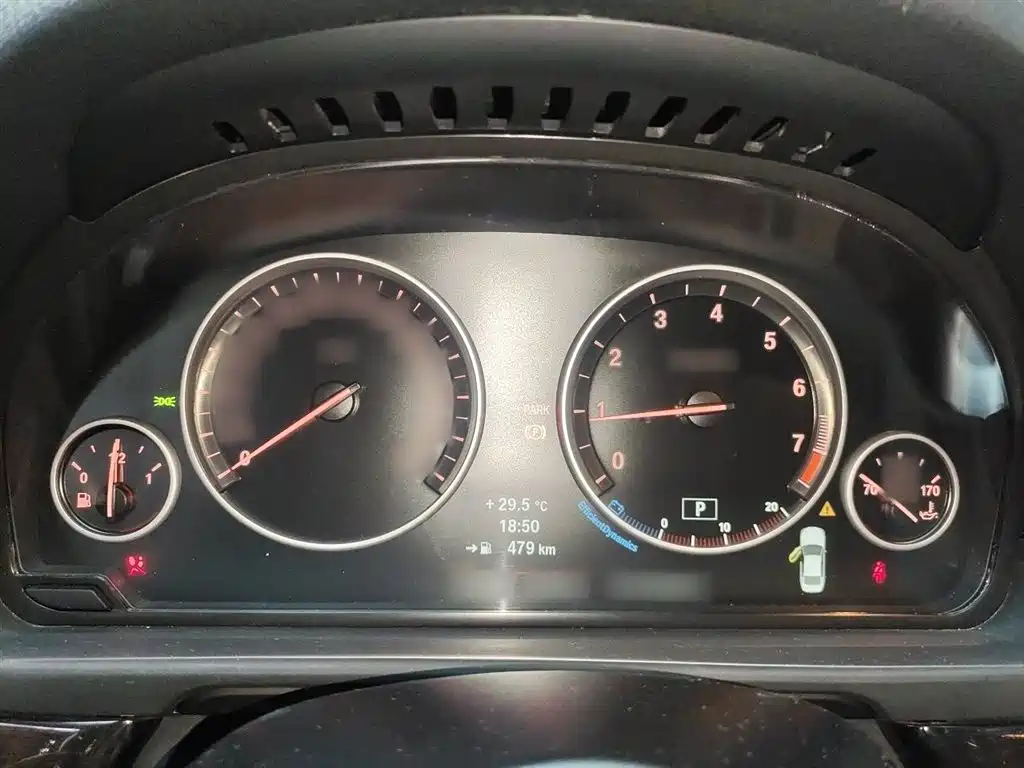 BMW 5 Series 2014 528Li xDrive Premium фото 4