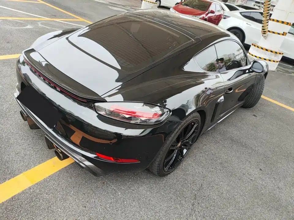 Porsche 718 2020 Cayman 2.0T фото 2