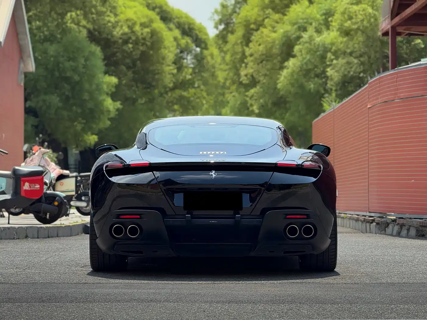 Ferrari Roma 2021 2020 3.9T V8