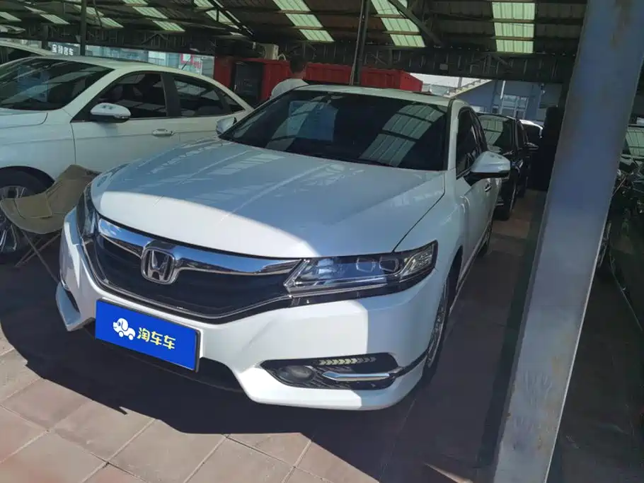 Honda Spirior 2017 2015 2.0L Luxury Edition