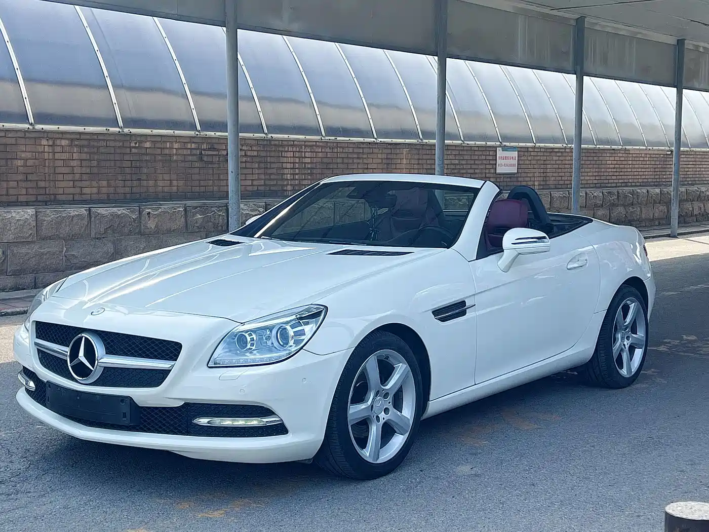 Mercedes-Benz SLK-Class 2011 SLK 200 Fashion фото 6