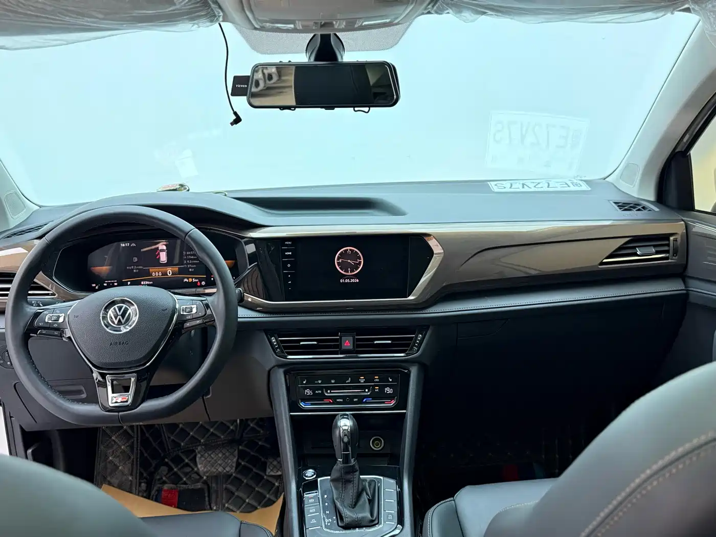 Volkswagen Tharu 2022 280TSI FWD Luxury Edition фото 26