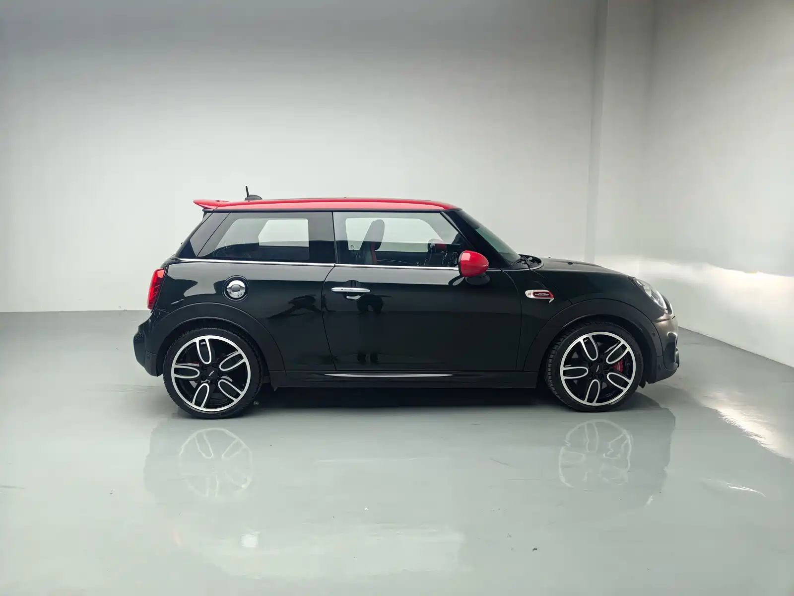 Фото 5 - MINI JCW