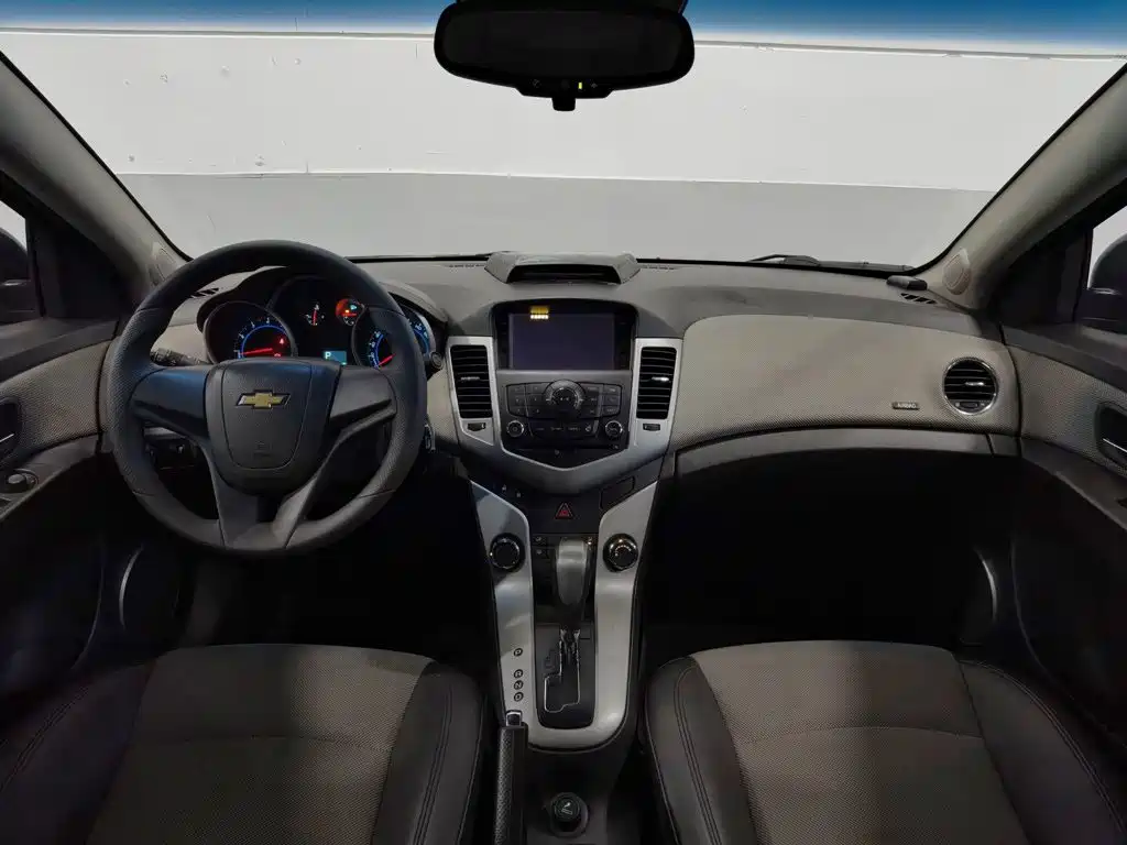 Chevrolet Cruze 2011 2011 1.6L SE AT