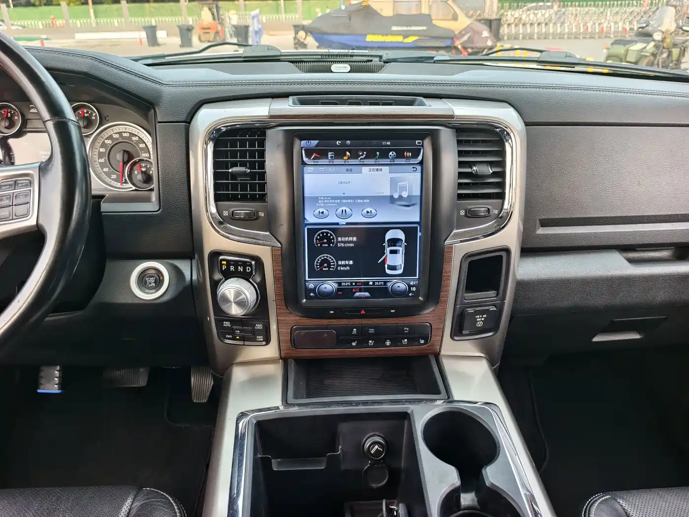RAM Trucks 2016