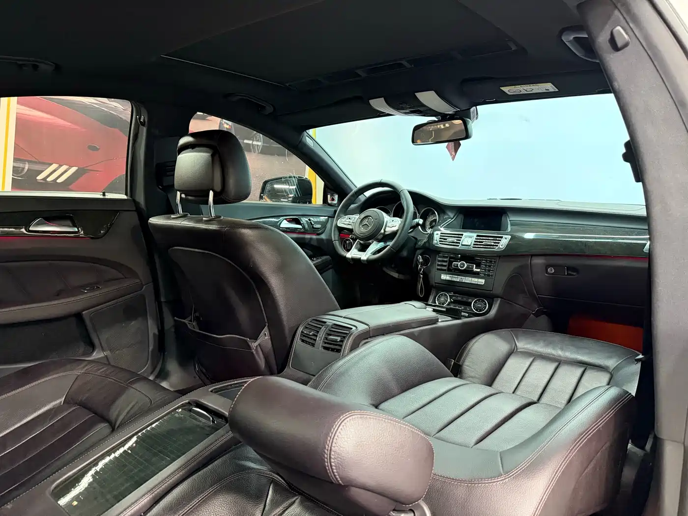 Mercedes-Benz CLS 2012 CLS 300 CGI фото 11