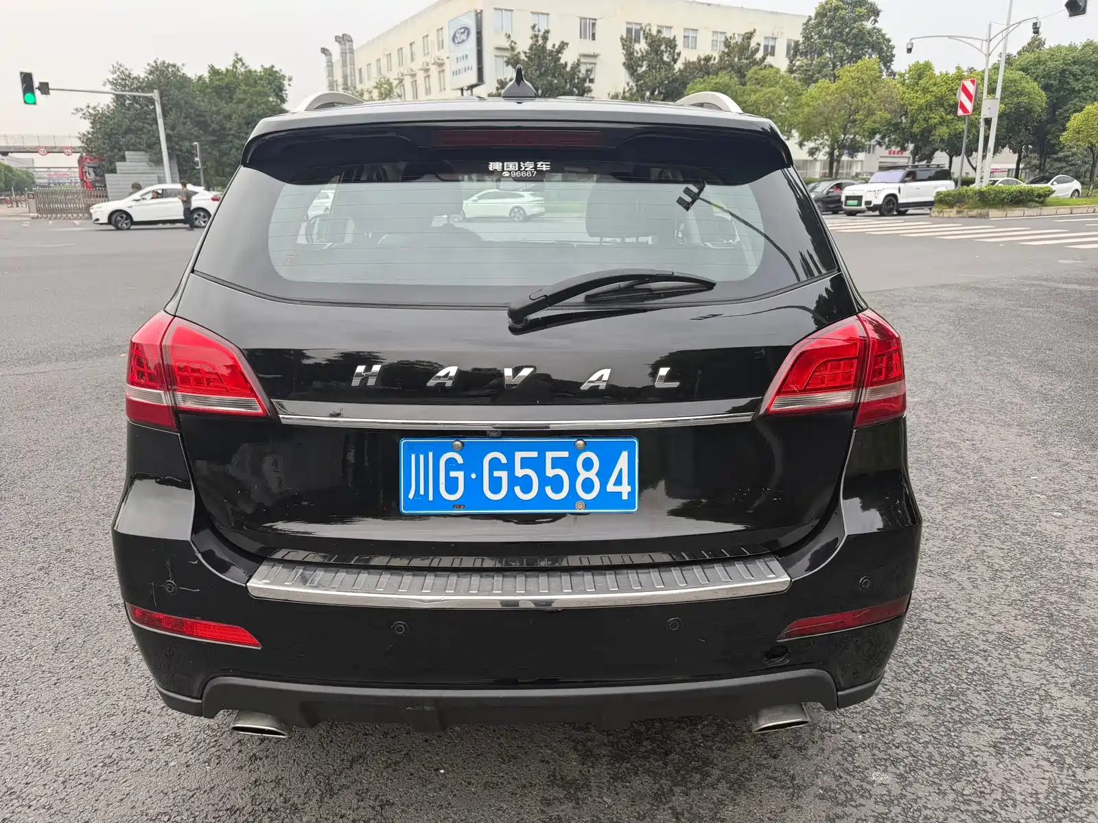 Фото 4 - Haval H2