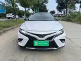 Photo 3 - Toyota Camry