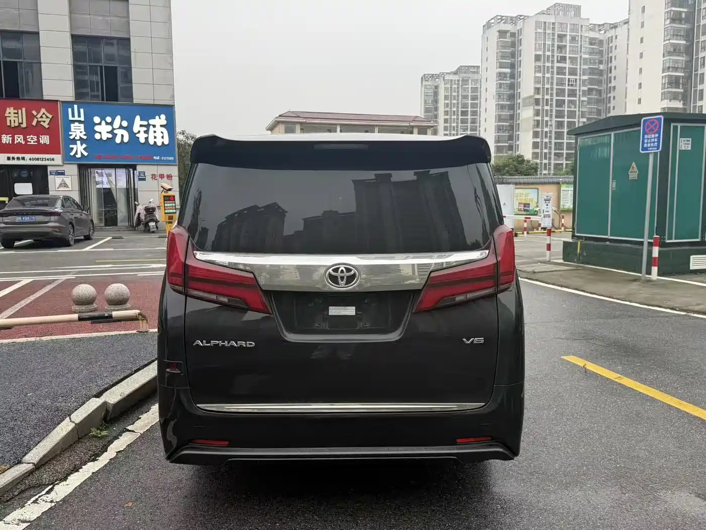 Toyota Alphard 2018 Facelift 3.5L Luxury Edition фото 3