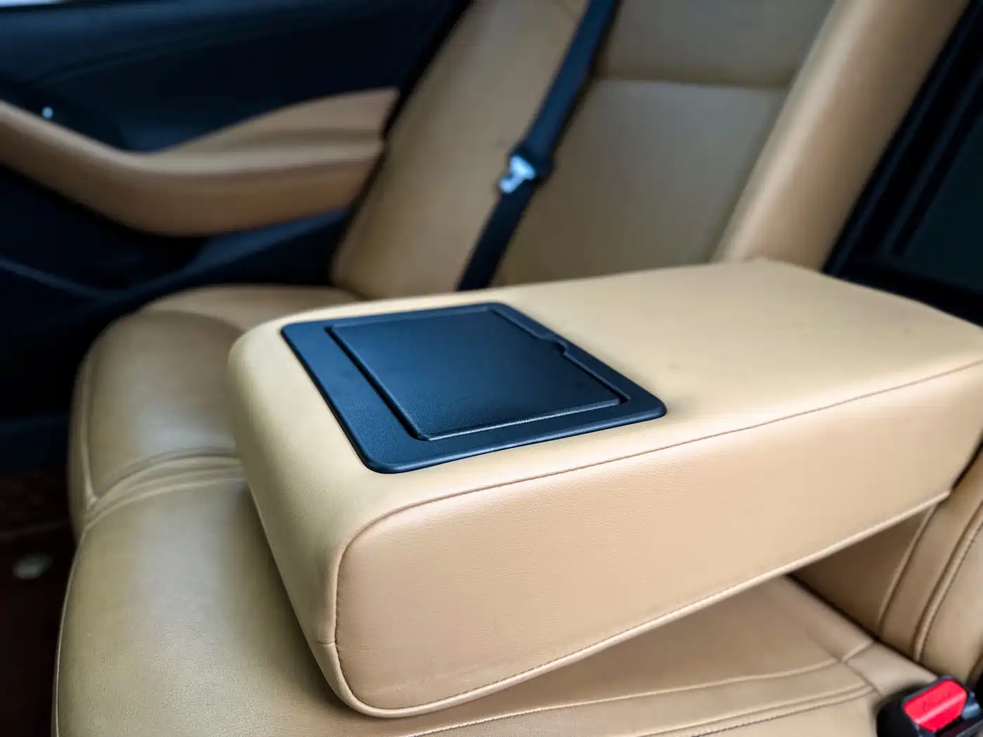Nissan Cima 2016 2.5L XL Luxury фото 24