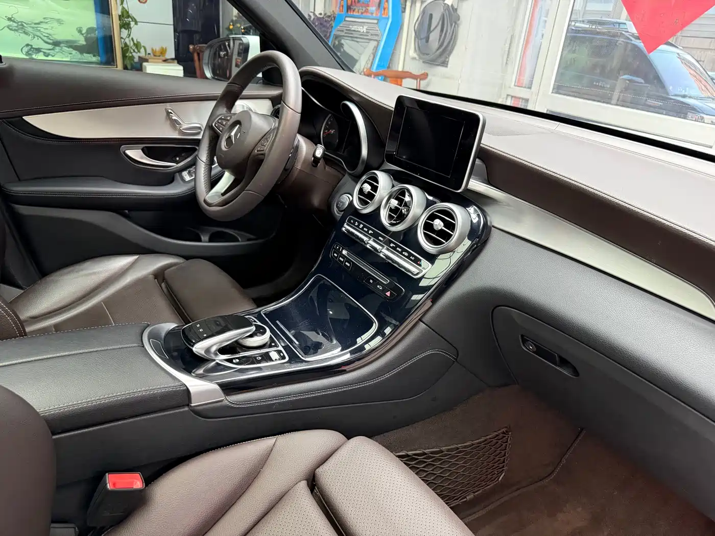 Mercedes-Benz GLC 2016 GLC 200 4MATIC фото 25