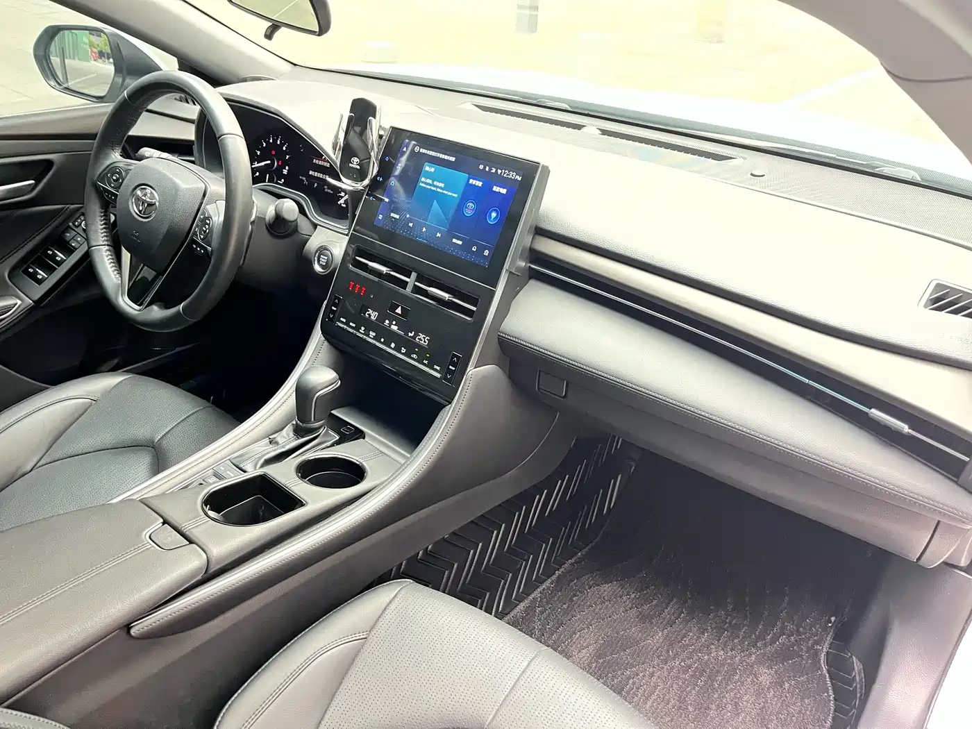 Toyota Avalon 2023 2.5L Luxury Edition фото 19