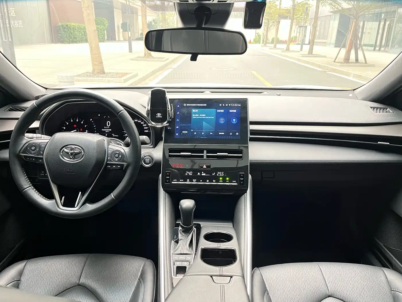 Toyota Avalon 2023 2.5L Luxury Edition фото 26