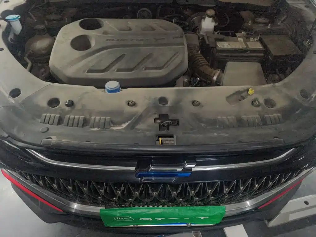 Changan Oshan X7 PLUS 2023 2022 1.5T Blue Whale Edition Automatic Luxury 7-Seater