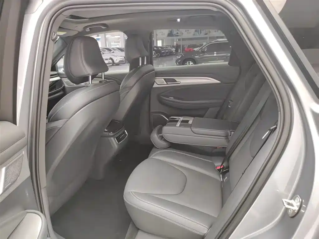 ARCFOX EXTREME FOX POLAR FOX ALPHA T