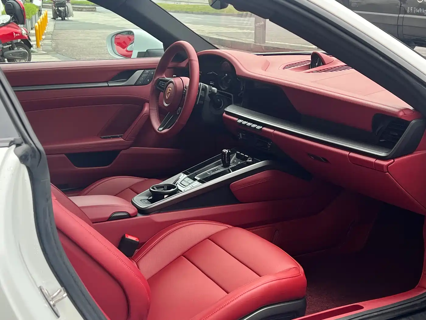 Porsche 911 2023 Carrera 3.0T фото 11
