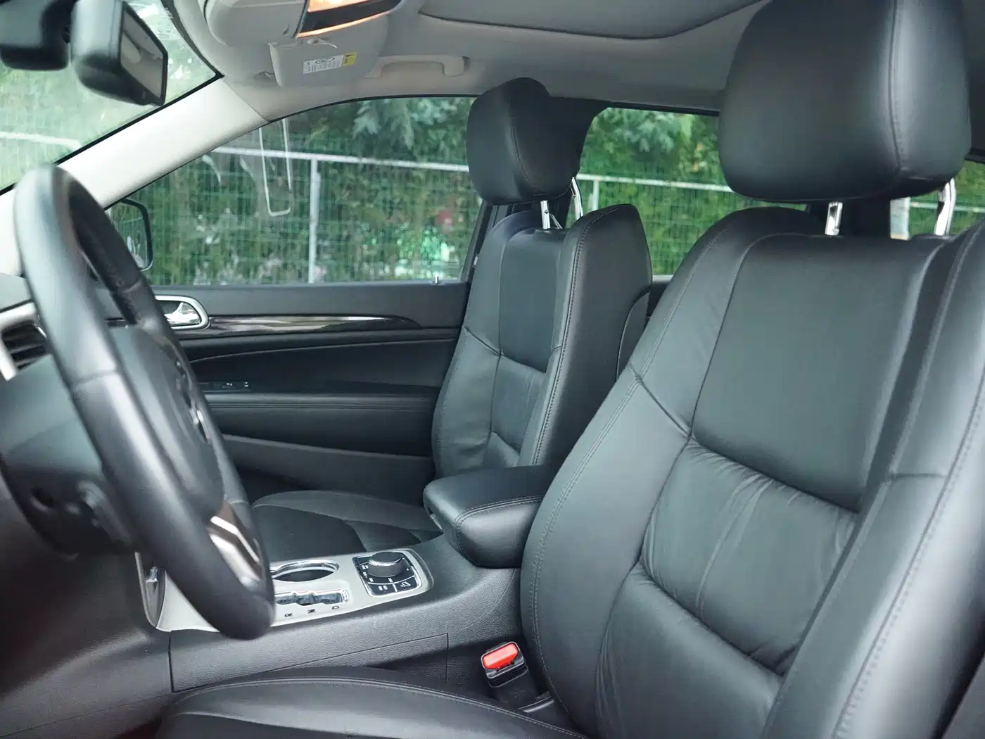 Фото 10 - Jeep Grand Cherokee (Import)