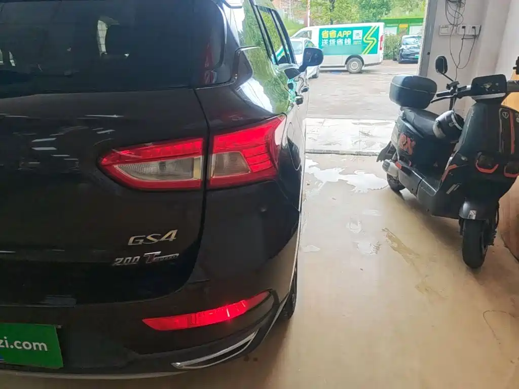 GAC Trumpchi GS4 2015 2015 200T G-DCT Luxury Edition
