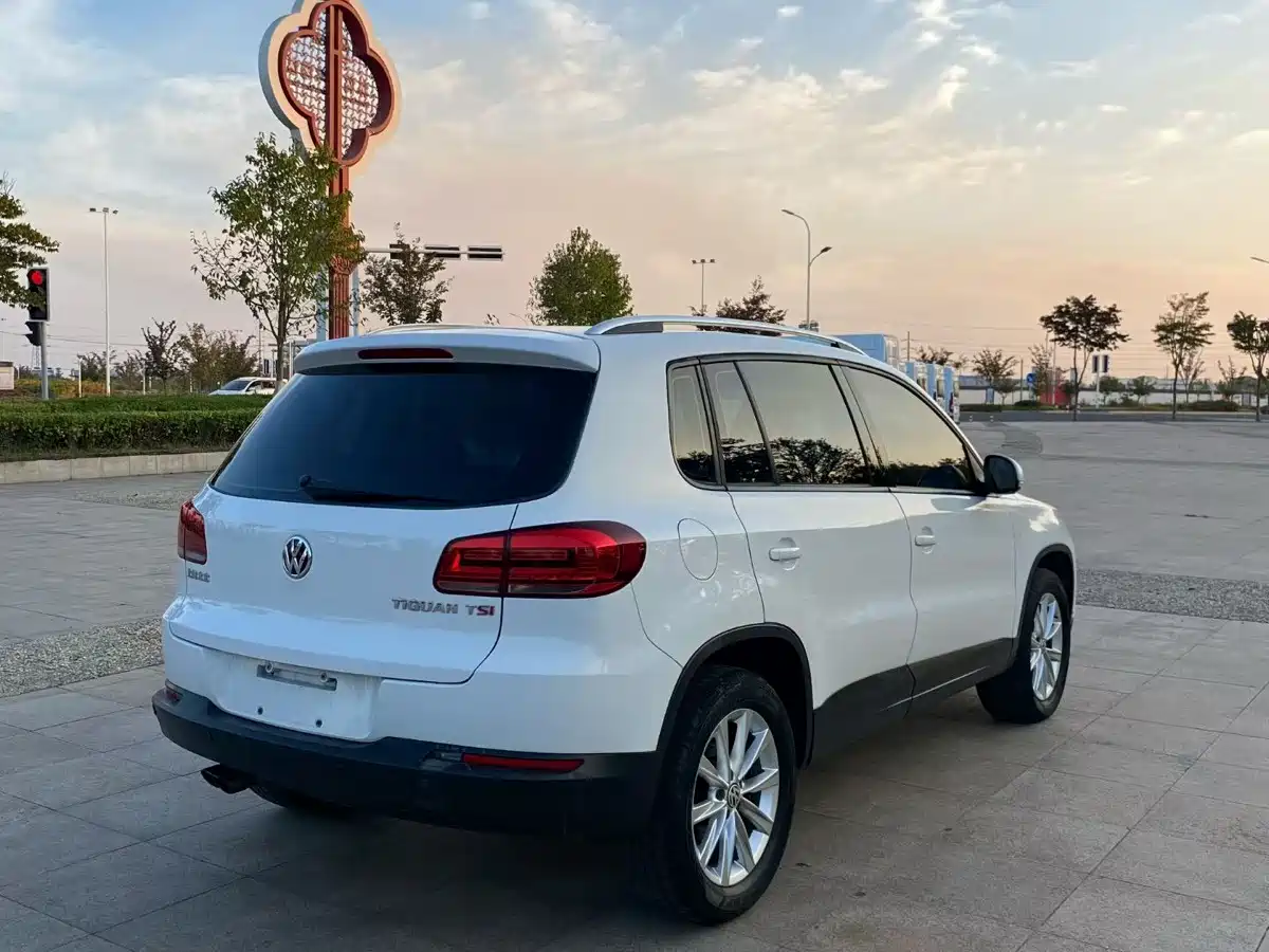 Фото 9 - Volkswagen Tiguan