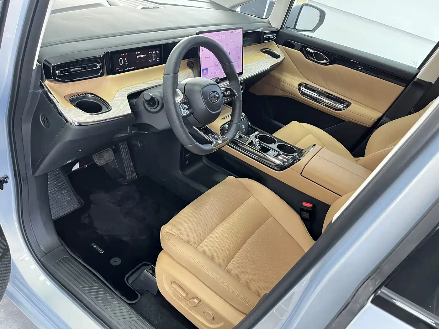 GAC Trumpchi Trumpchi E8 NEV 2024 Model 150km MAX+ фото 16