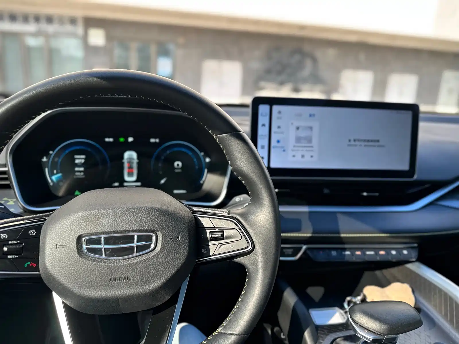 Фото 9 - Geely Preface