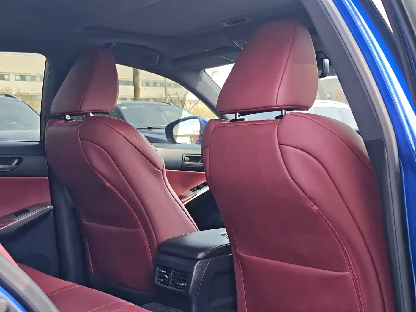 Lexus IS 2017 300 F SPORT фото 27