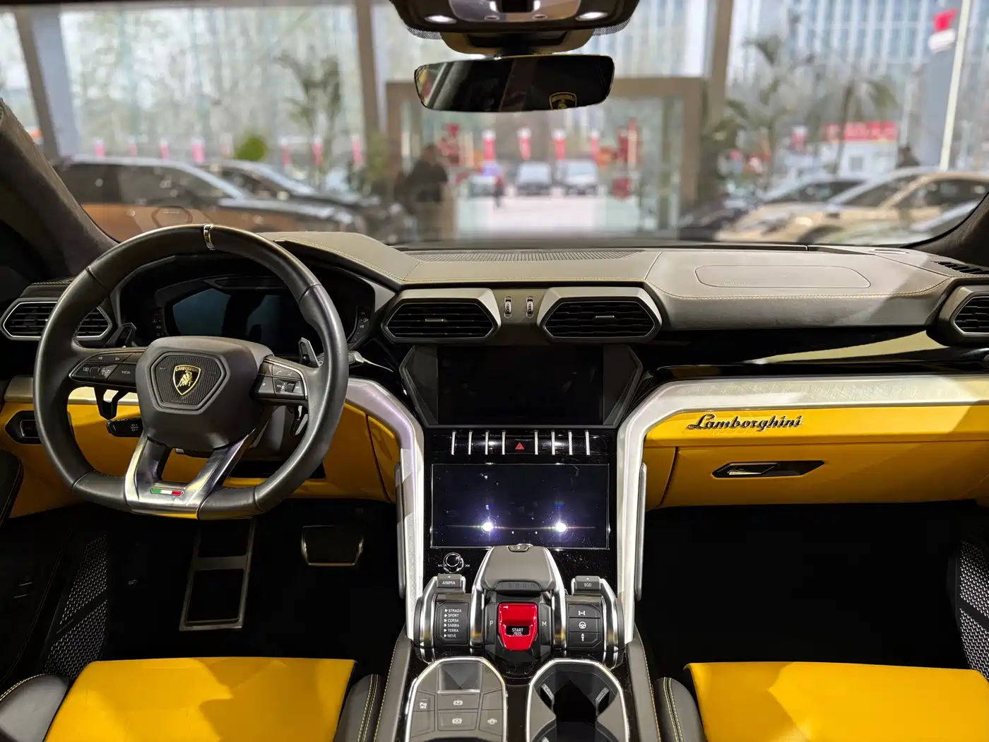 Lamborghini Urus 2018 4.0T V8 фото 13