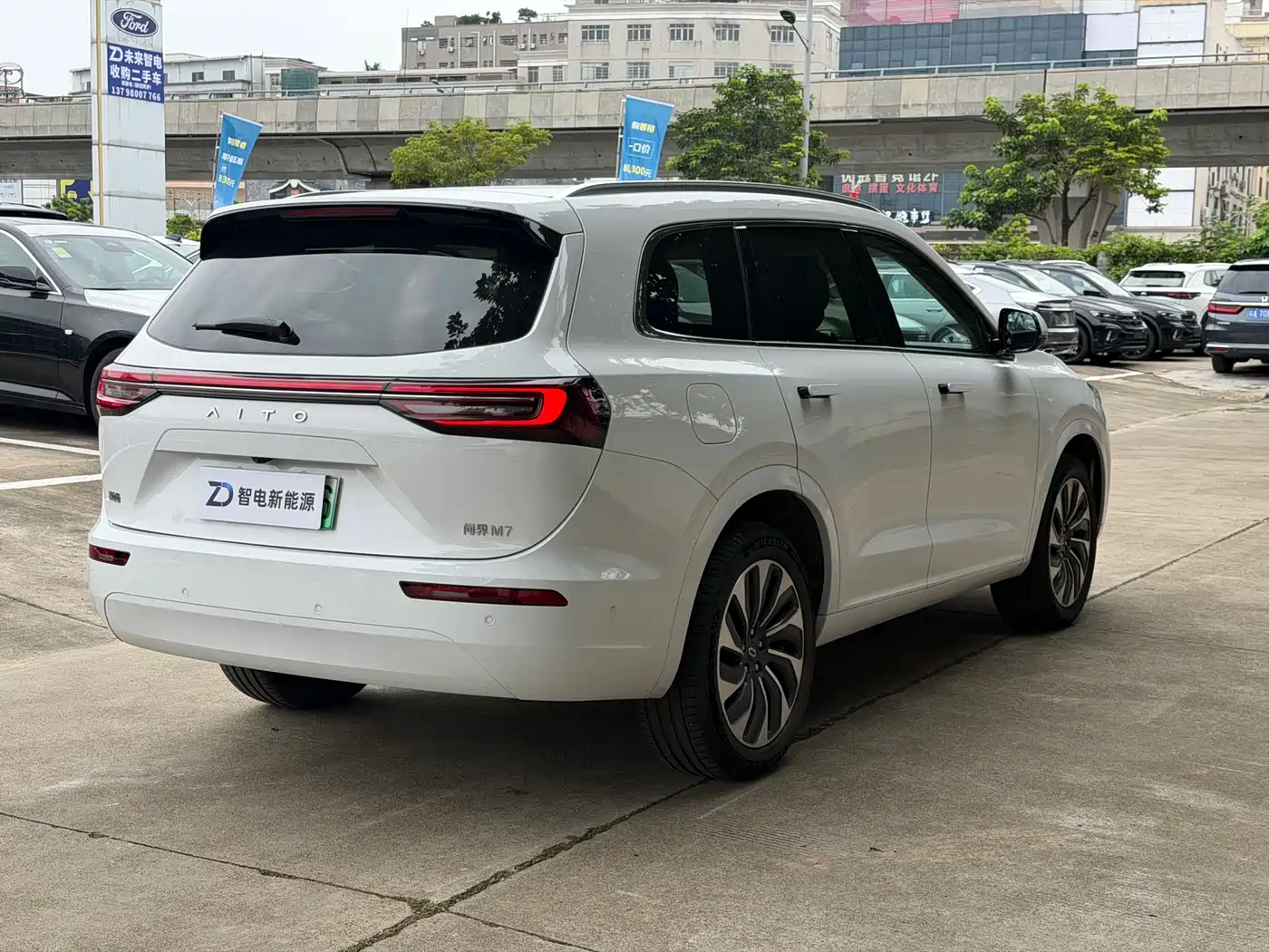 AITO Wenjie AITO M7 2022 1.5T AWD Luxury Edition фото 18