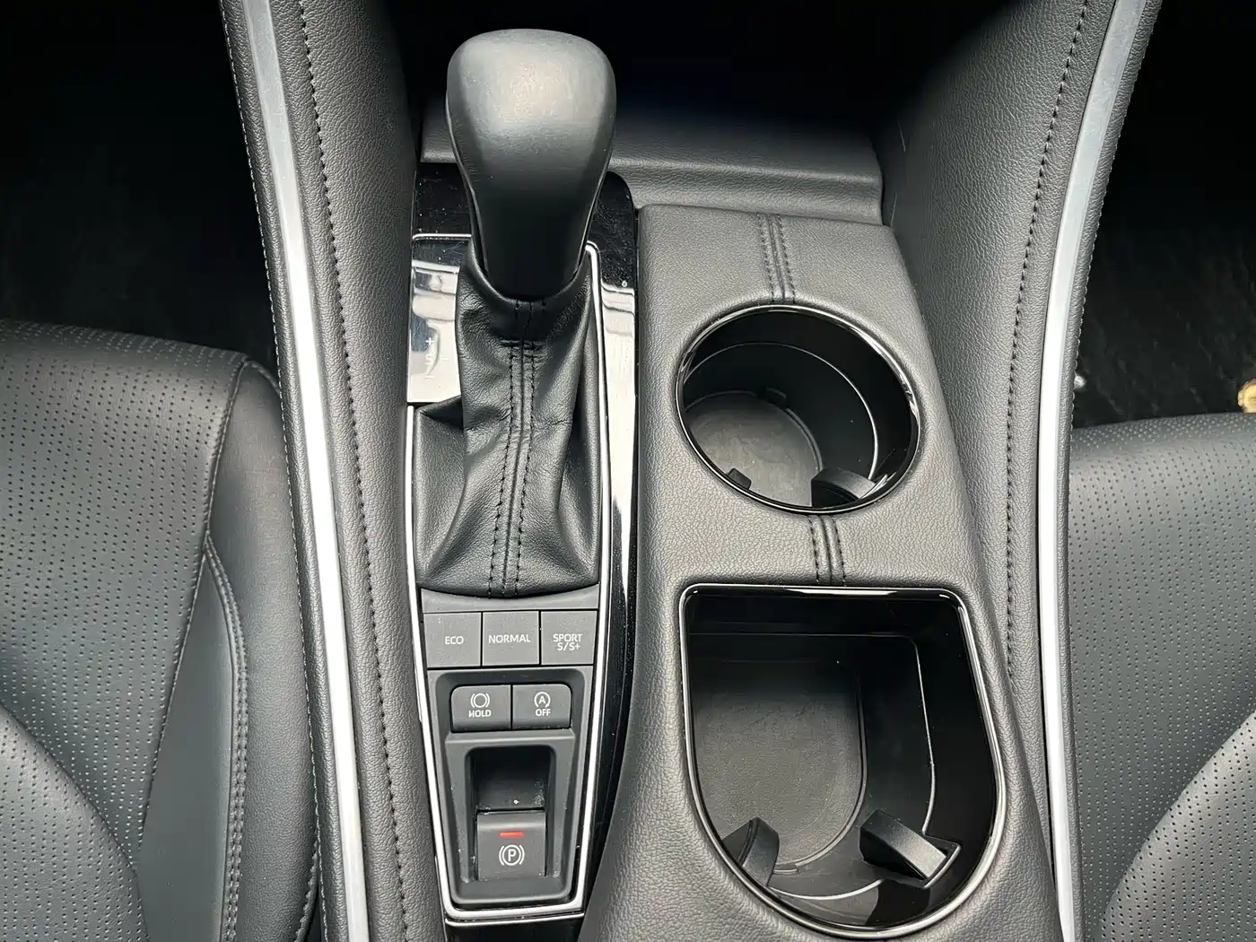 Toyota Avalon 2023 2.5L Luxury Edition фото 34