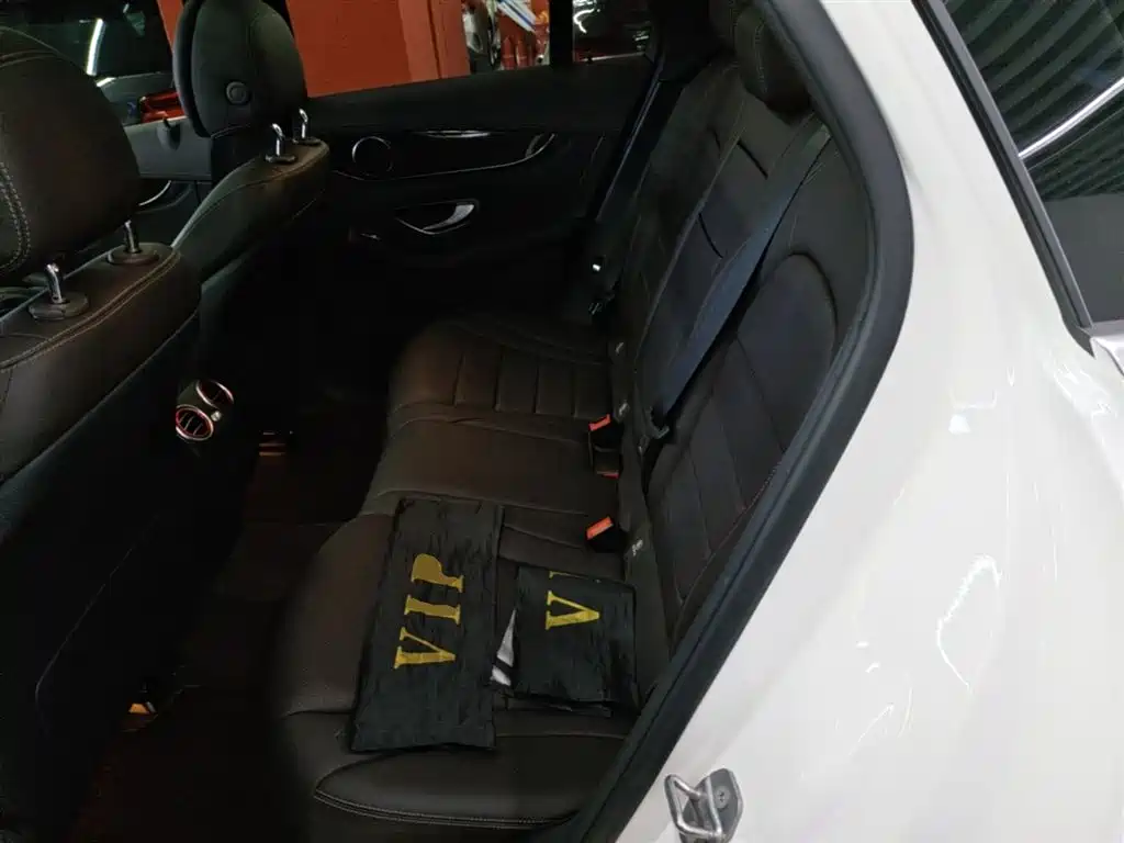 Mercedes-Benz GLC 2017 GLC 260 4MATIC Dynamic фото 17