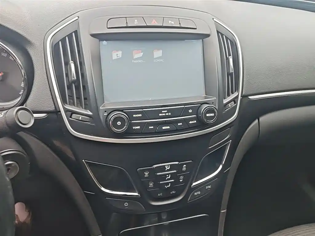 Buick Regal 2015 1.6T Leading Tech Edition фото 13