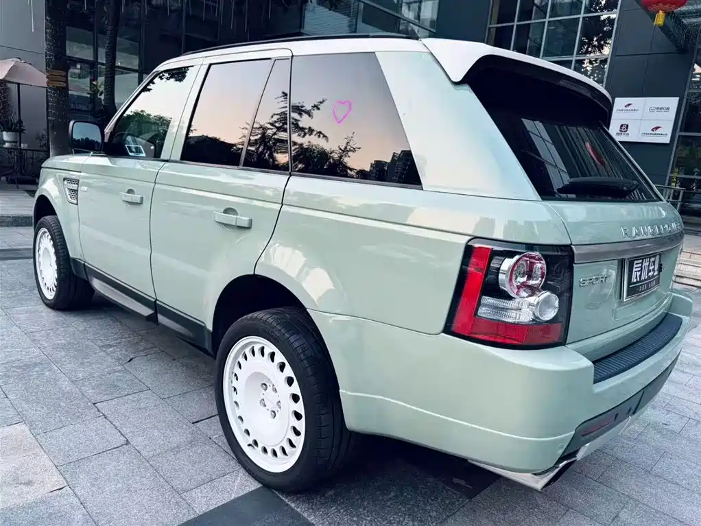 Land Rover Range Rover Sport 2012 5.0 SC V8 HSE фото 8