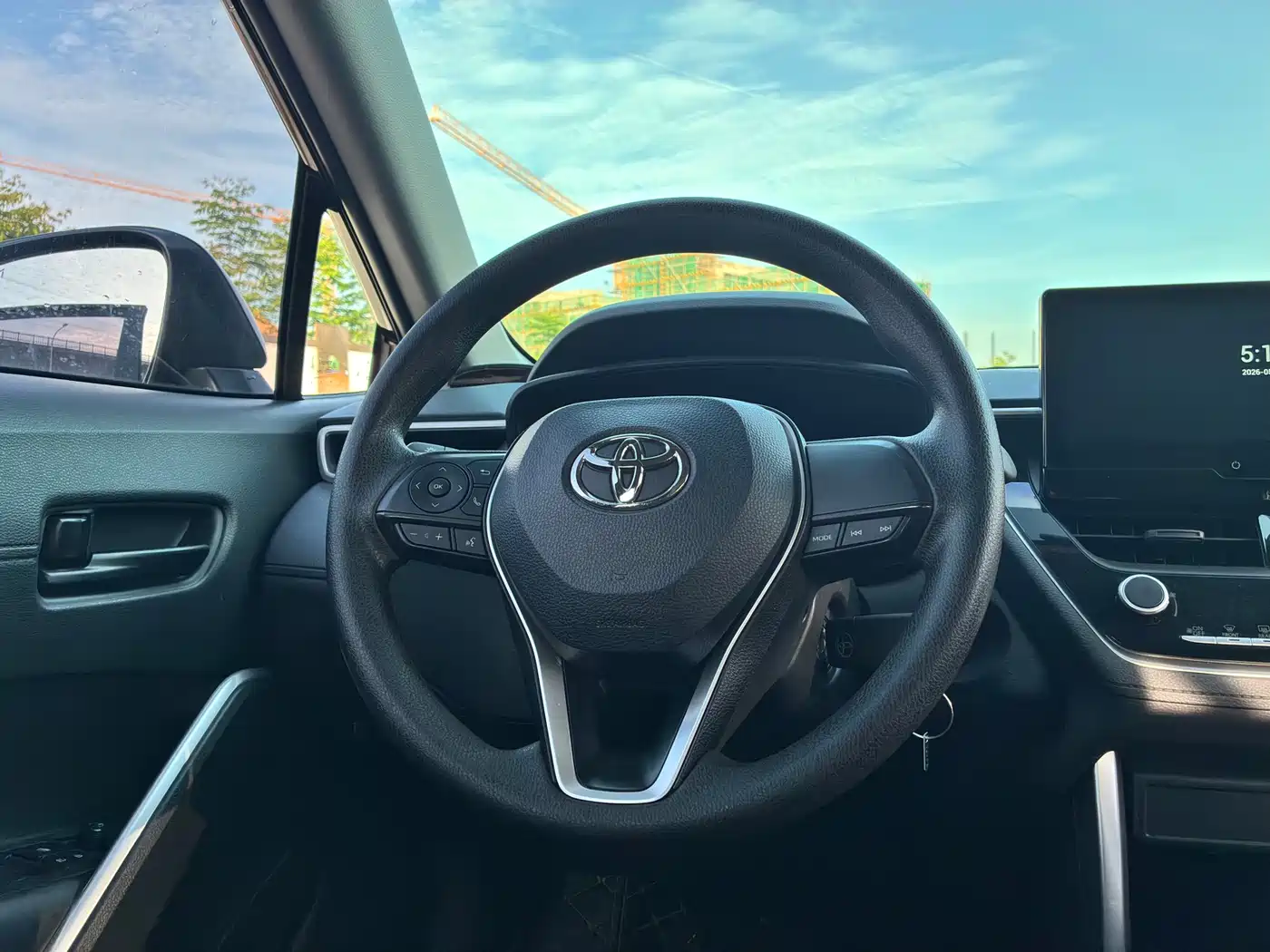 Toyota Frontlander 2023 2.0L CVT Elite Edition фото 11