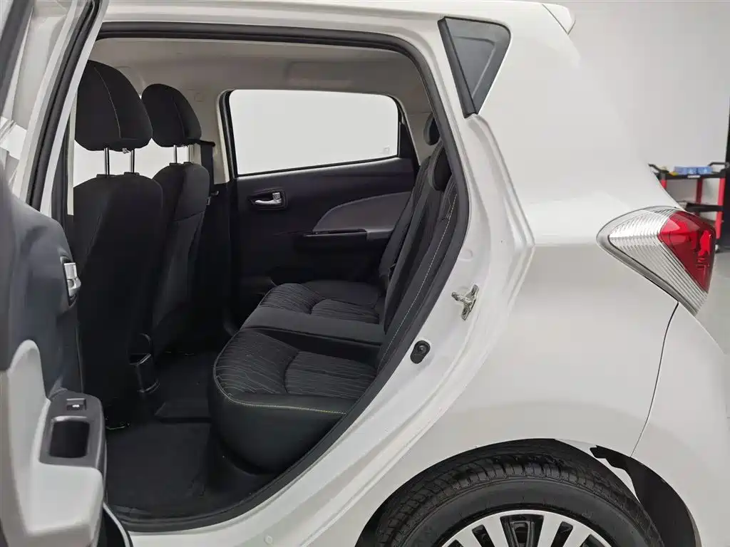 Changan Benben E-Star 2022 2021 National Edition Heartjoy LFP (31.86kWh)