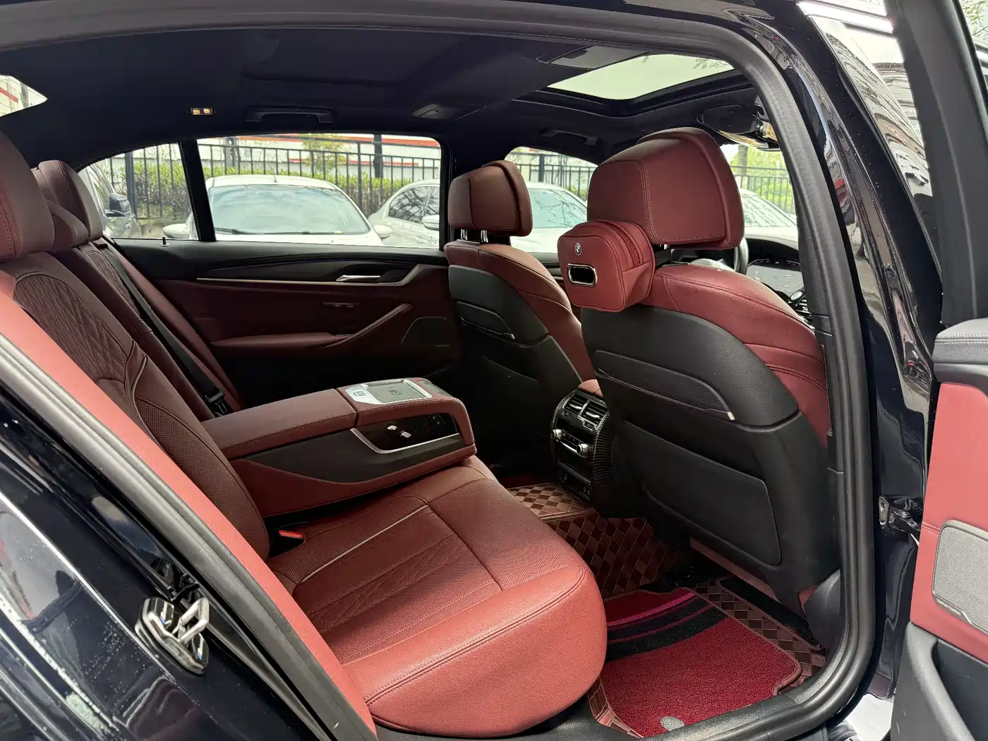 BMW 5 Series 2022 Model Third Facelift 530Li Premium M Sport Package фото 14