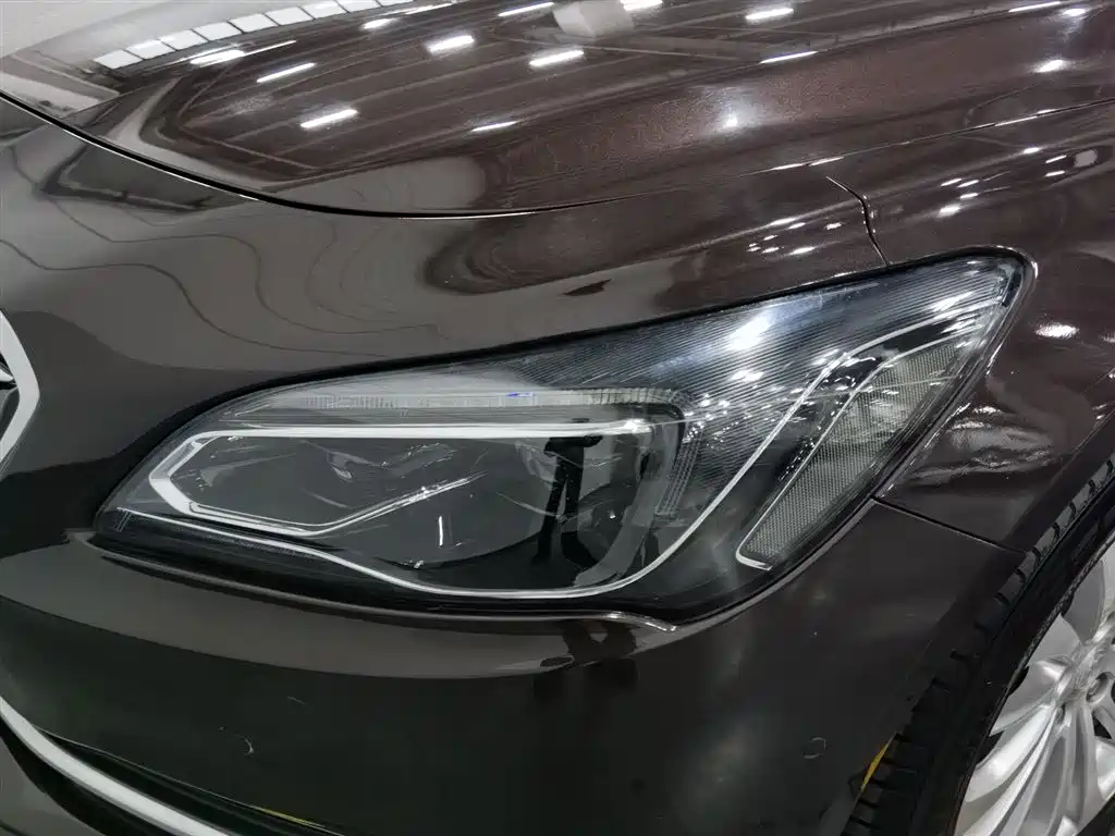 Buick LaCrosse 2018 Model 28T Elite Edition фото 7