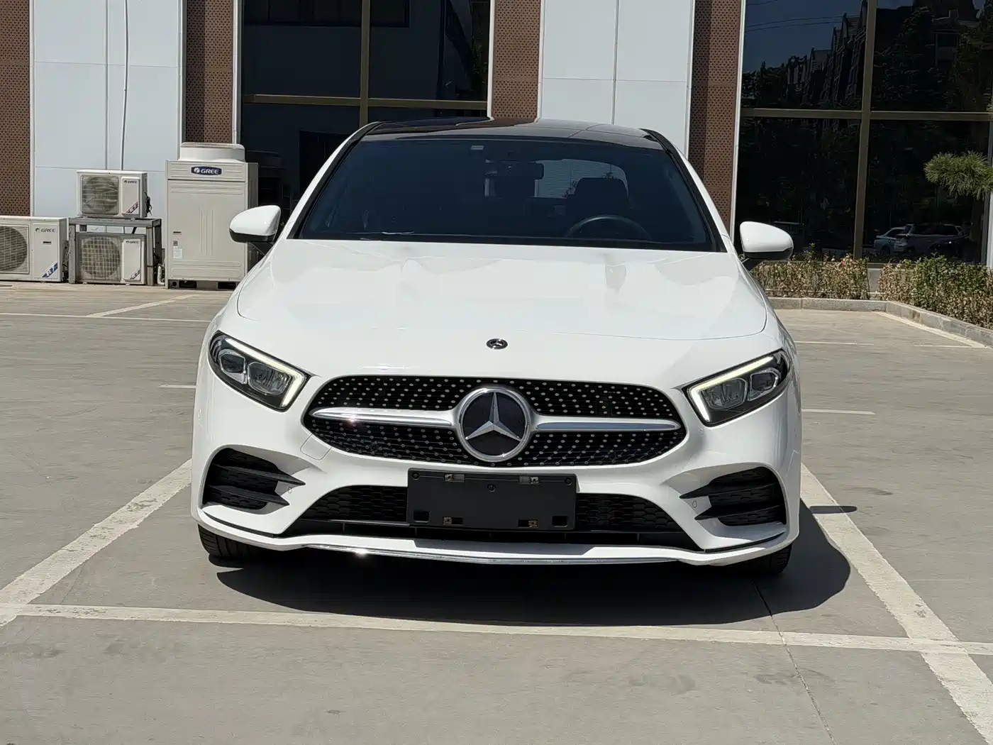 Mercedes-Benz A-Class 2020 A 200 L Sport Sedan фото 2
