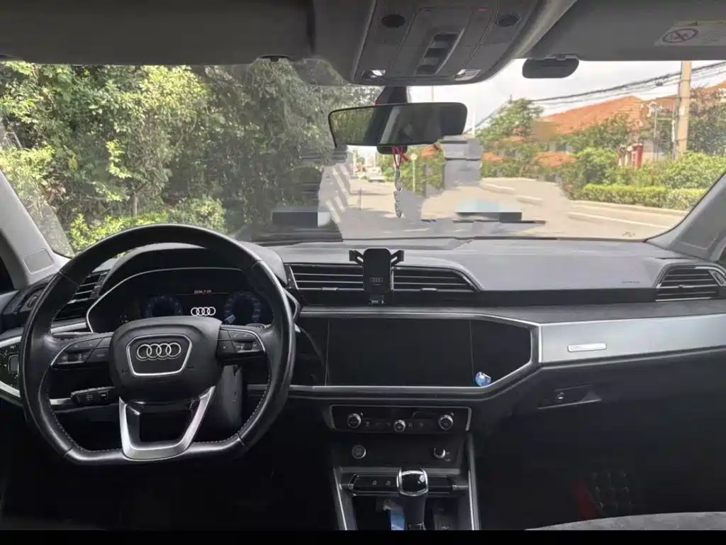 Фото 13 - Audi Q3