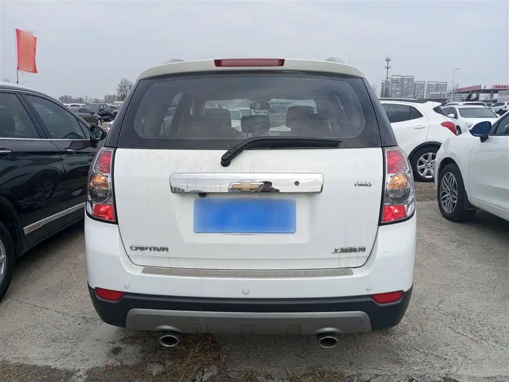 Chevrolet Captiva 2014 2.4L 4WD Flagship 7-seater фото 4