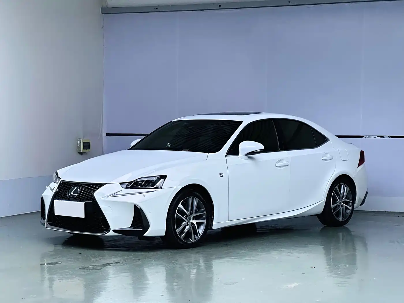 Lexus IS 2017 — пригон из Китая