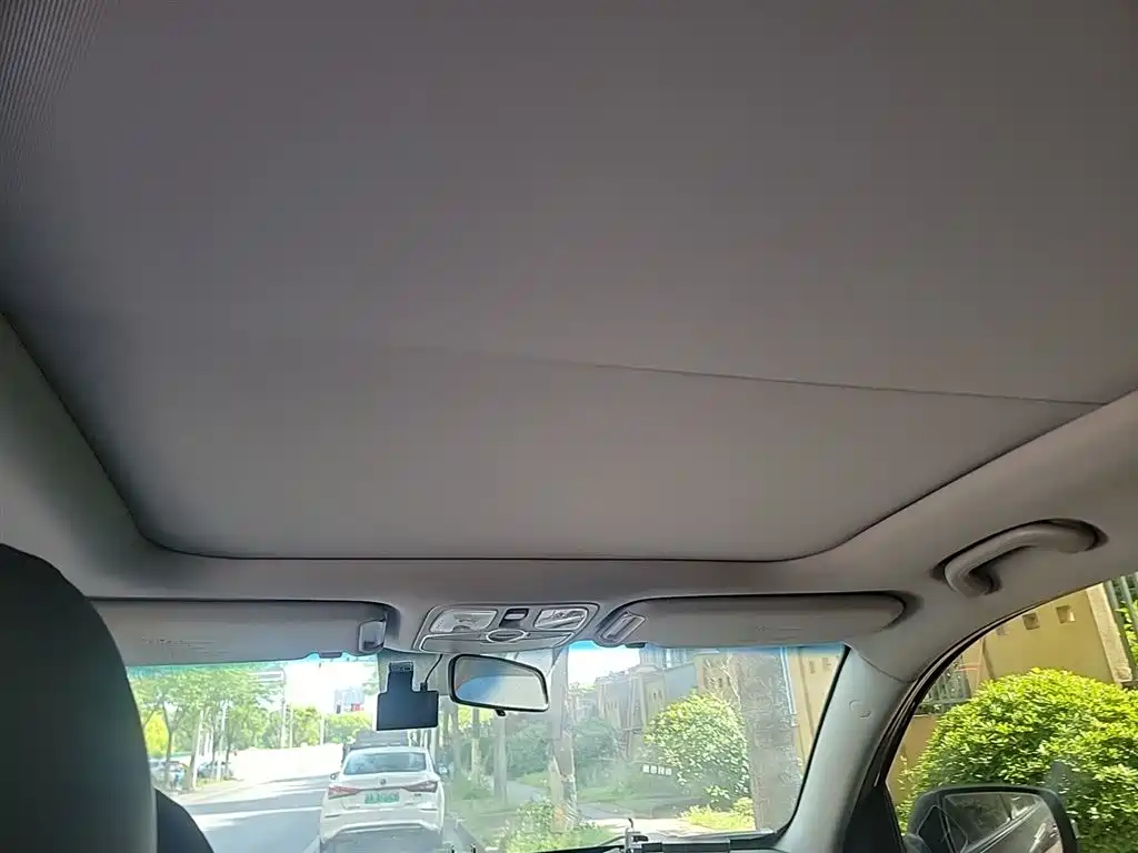 Kia Sorento 2013 2.2T 7-seat Diesel Comfort Edition фото 9
