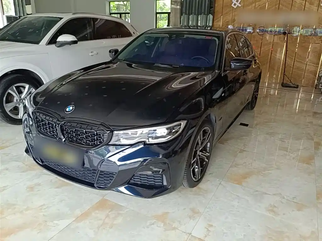 BMW 3-SERIES
