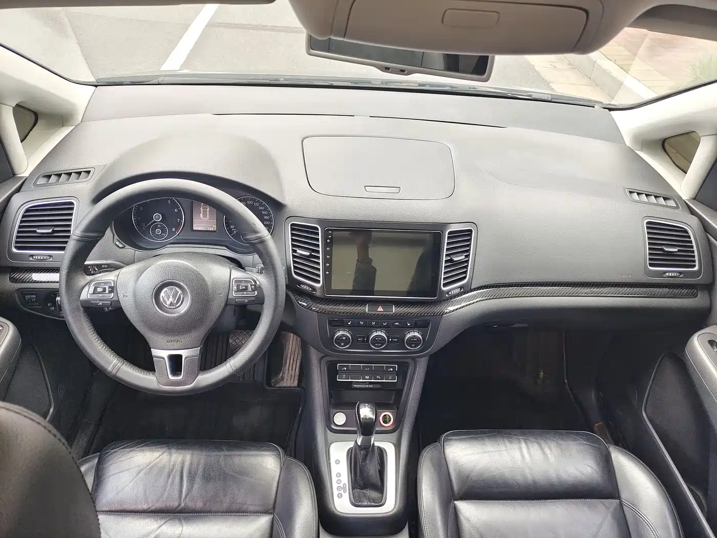 Volkswagen Sharan 2014 2.0TSI Luxury фото 7