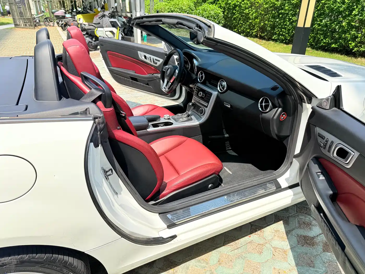 Mercedes-Benz SLK-Class 2015 2011 SLK 200 Fashion