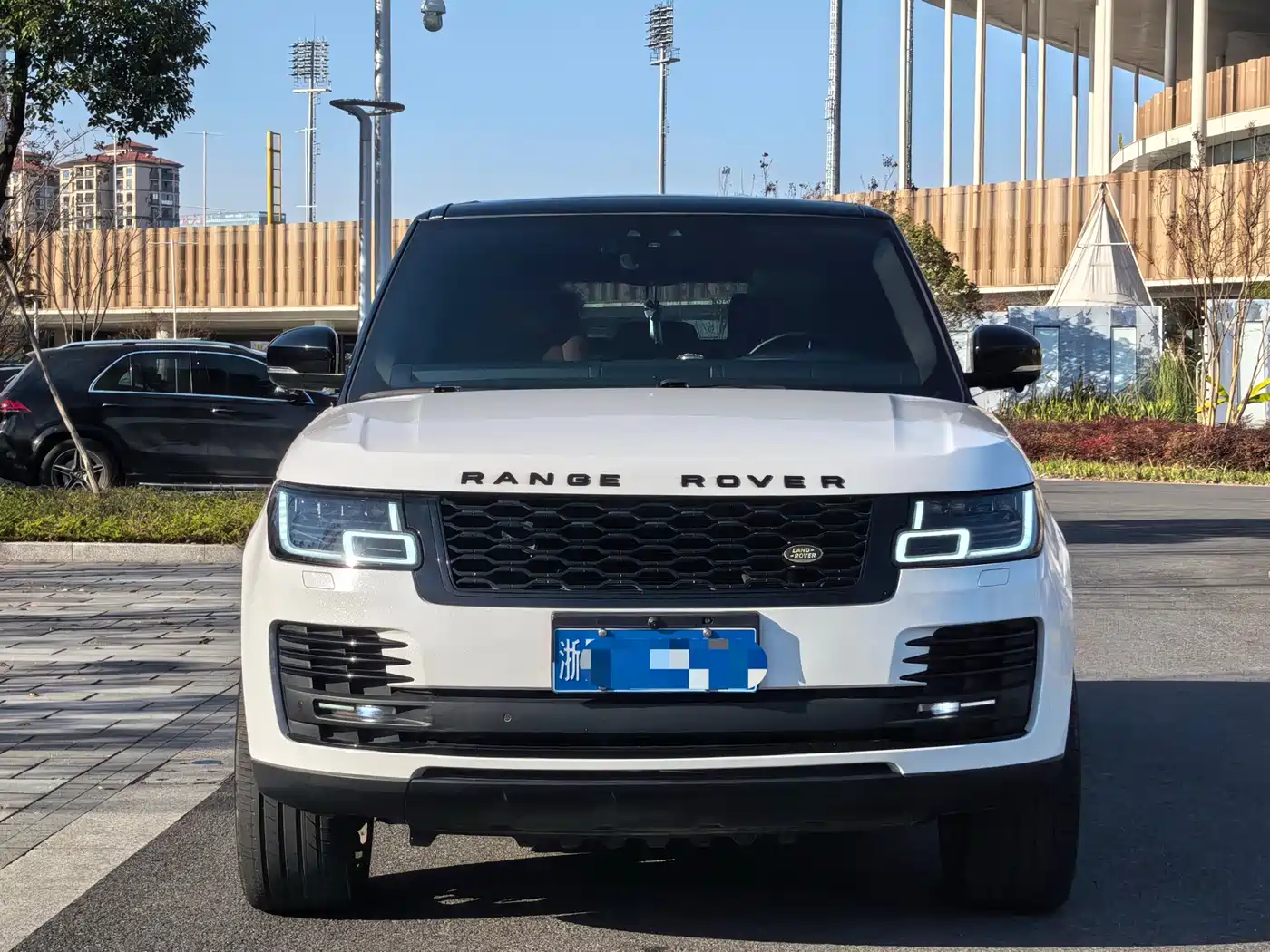 Land Rover Range Rover 2016 3.0 SC V6 Vogue LWB фото 3